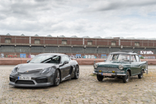 li: Porsche 718 GT4 Cayman (aktuell) re: Borgward Arabella (1959-63) li: Porsche 718 GT4 Cayman (aktuell) re: Borgward Arabella (1959-63)