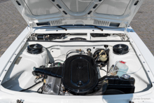 Audi 100 Coupe (1971) mit extremem Tuning, z.B. Luftfahrwerk